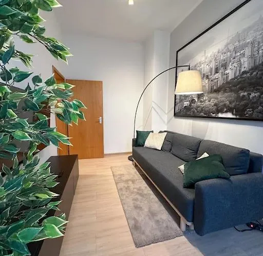 Apartamento Modern Apt. -with 2 Tv, Netflix And Work Desk Essen